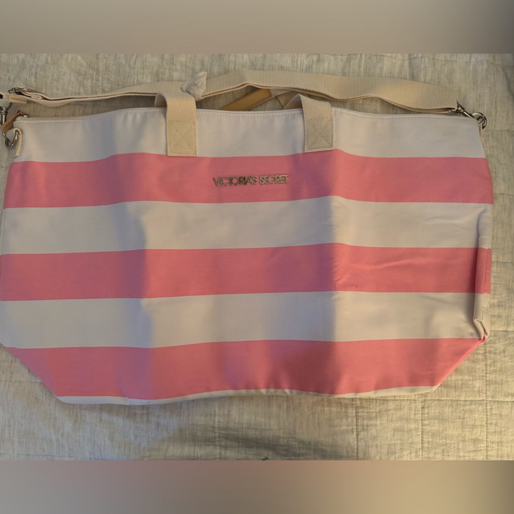 Victoria’s Secret Weekend Bag